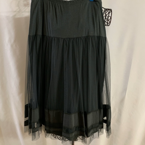 2-Piece Sage Green Knit and Tulle Dress - NWT - Picture 4 of 8